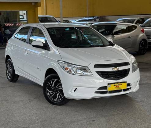 CHEVROLET ONIX 1.0 MPFI JOY 8V FLEX 4P MANUAL CHEVROLET ONIX 1.0 MPFI JOY 8V FLEX 4P MANUAL